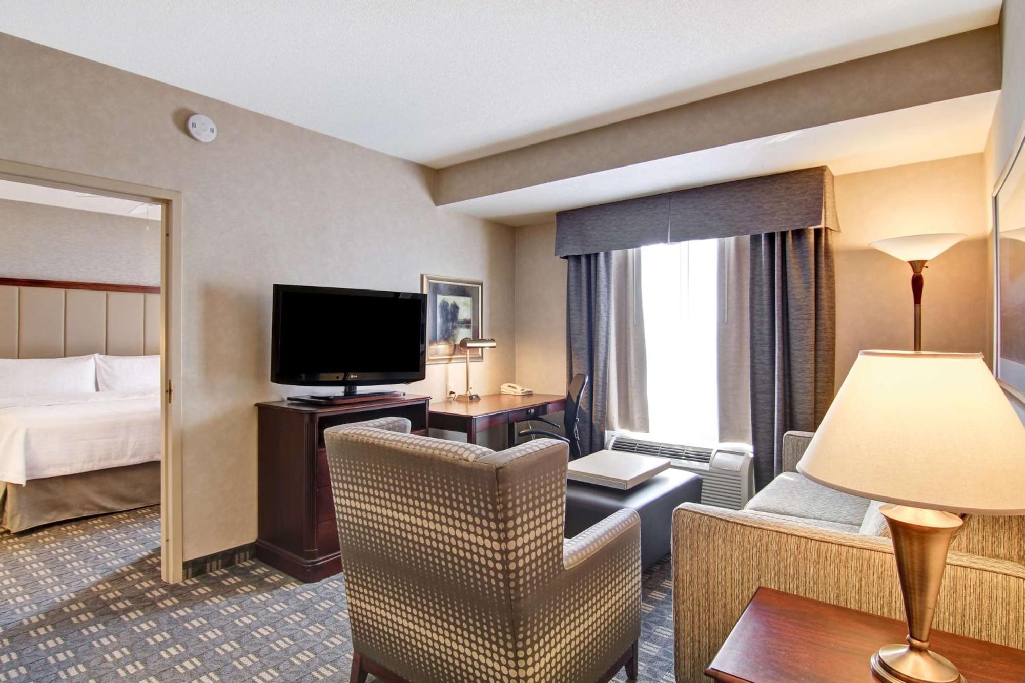 Homewood By Hilton Toronto Hotel 3*