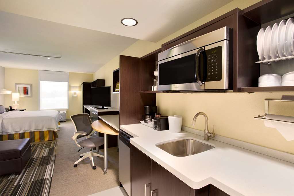 Hotel Homewood By Hilton Toronto 3*